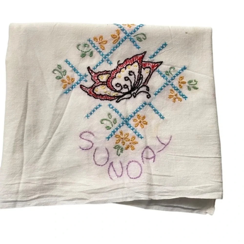 Vintage Flour Sack Embroidered Weekend Days Kitchen Towels Fri Sat Sun Butterfly